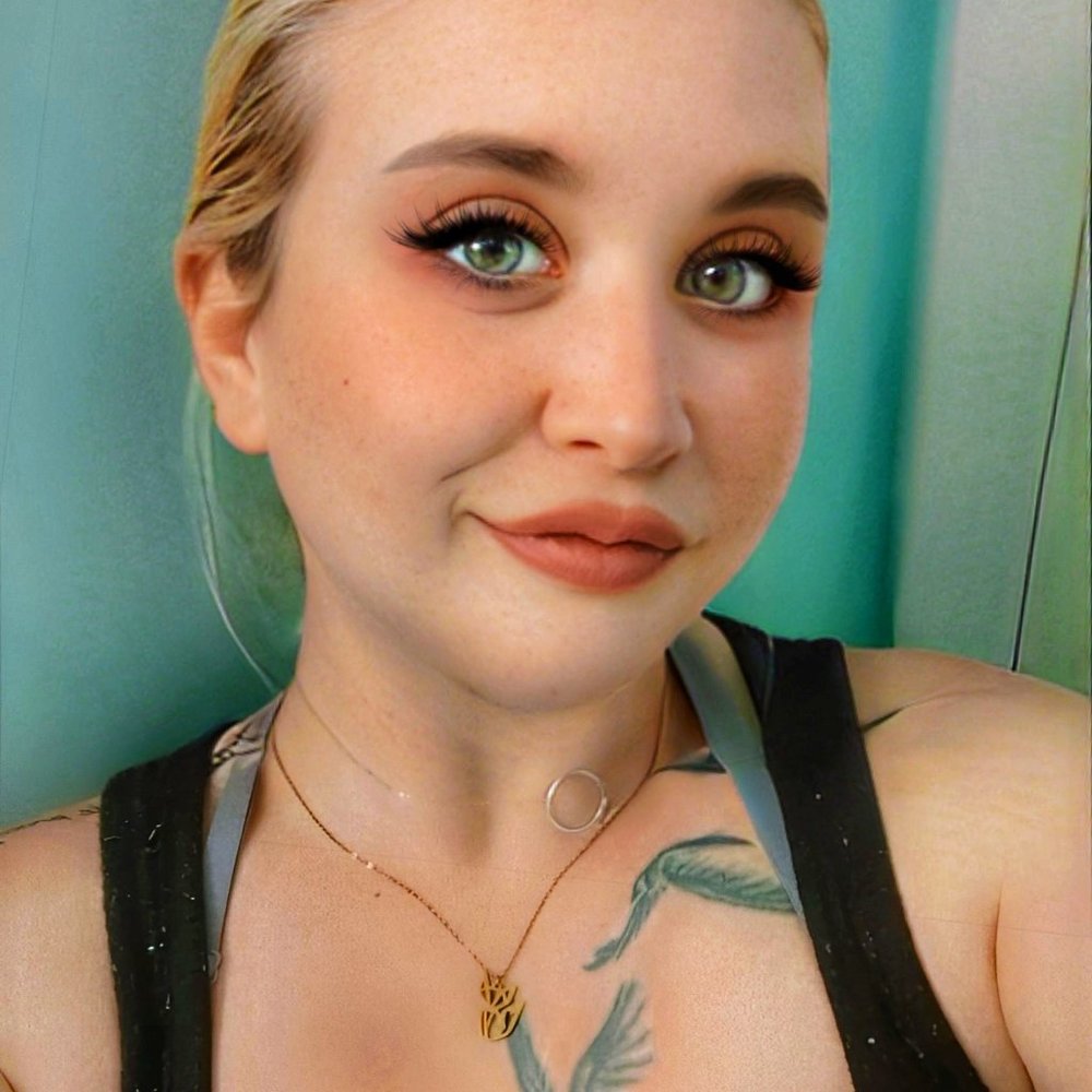 Meet your Posher, Ari